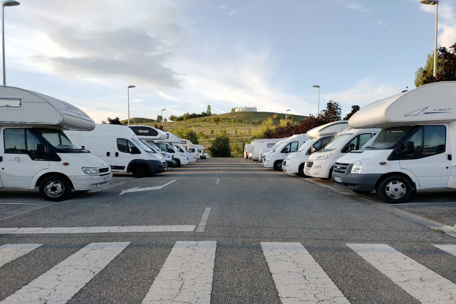 Quantity Motorhome Rental in Leduc, AB Quantity Motorhome Rental in Leduc, AB